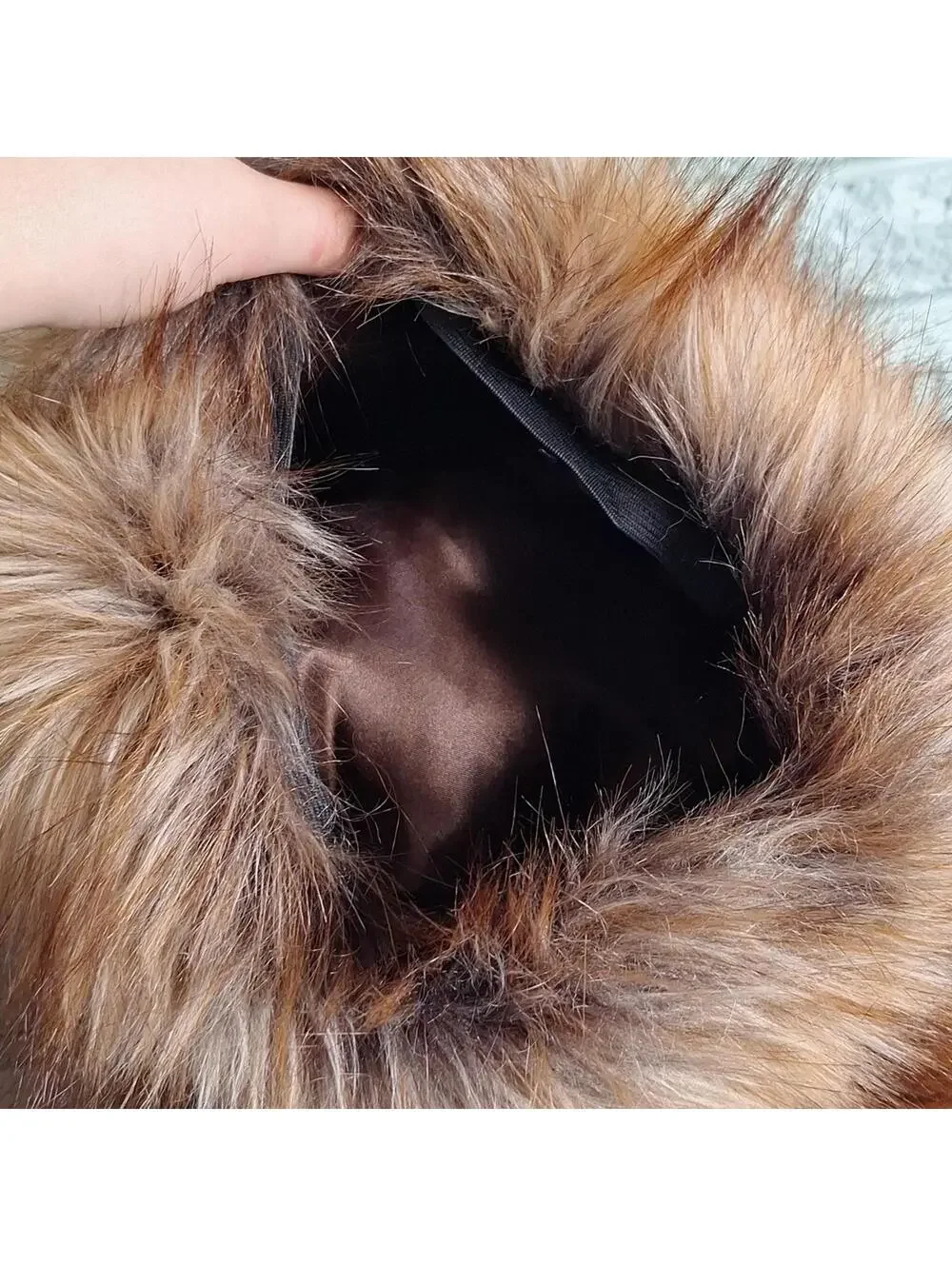 Nwot Donna Salyers Fabulous Furs 100% Faux Fur Hat